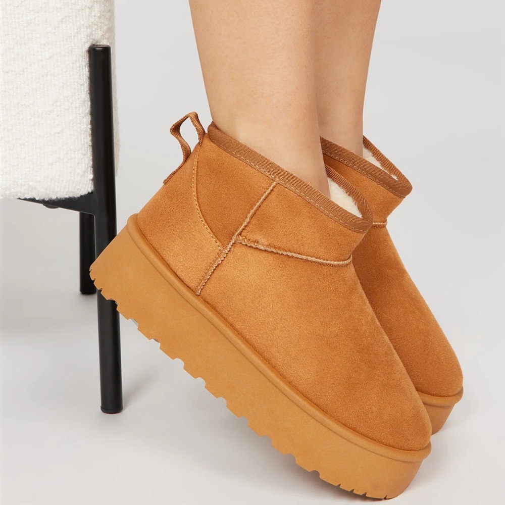 Everly Ankle Booties - Cognac